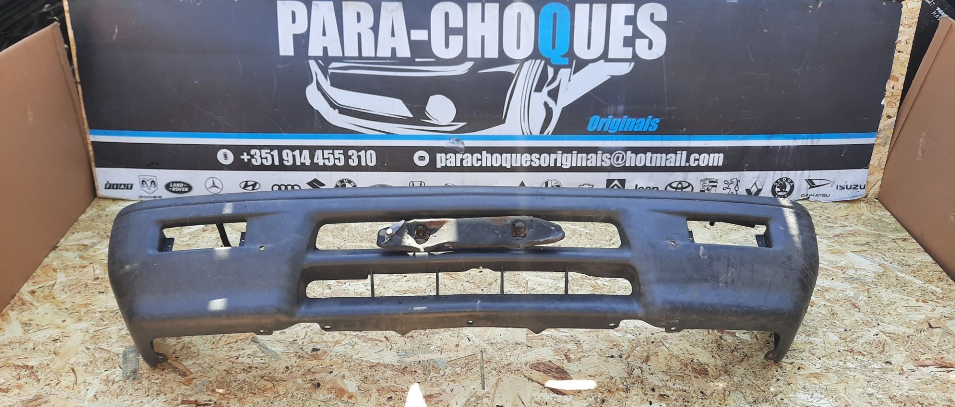 Peças - Parachoques Mitsubishi L200