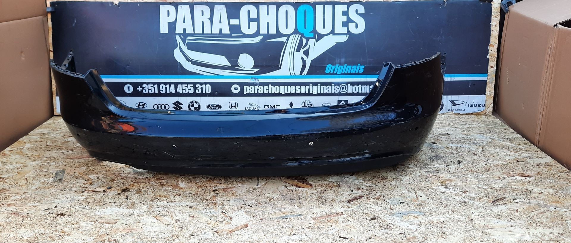 Peças - Parachoques Audi A4 B8 Sedan Favelift