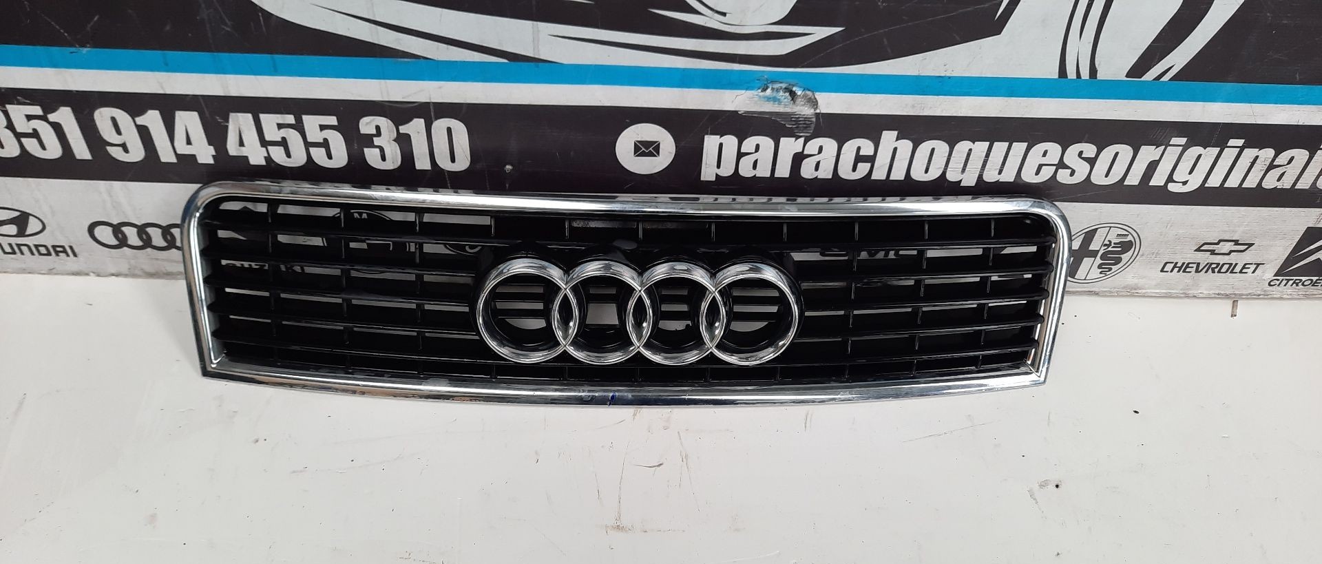 Peças - Grelha Audi A4 B6