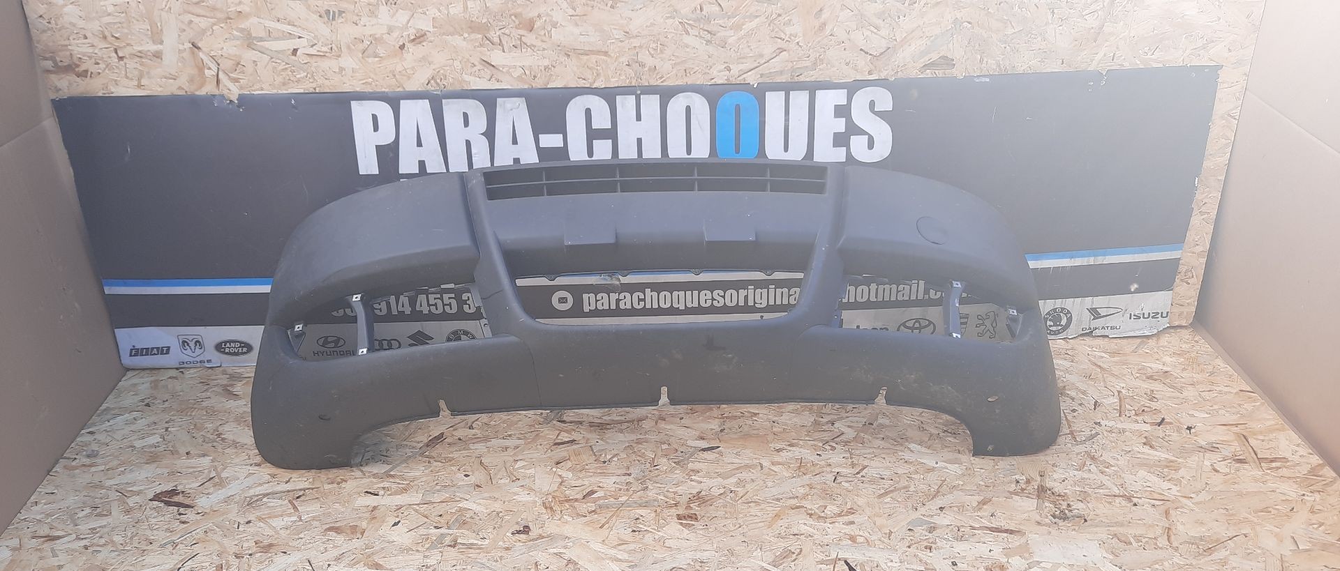 Peça - Parachoques Fiat Doblo 2004