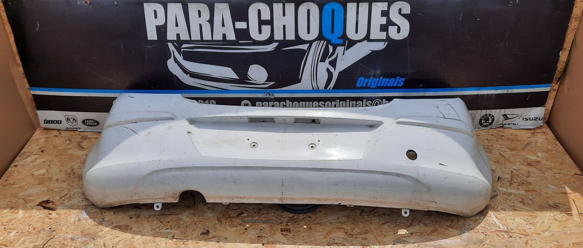 Peça - Parachoques Opel Corsa D 07-14 5 Portas