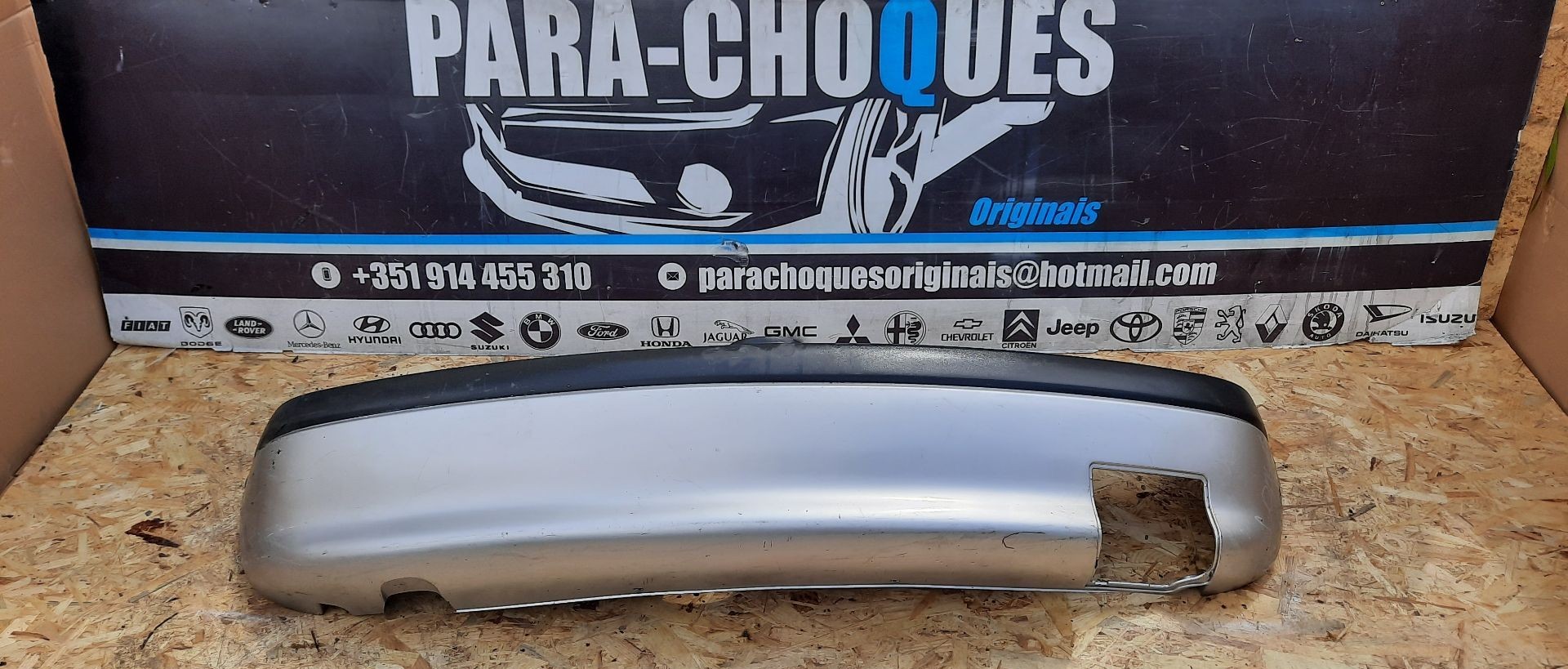 Peças - Parachoques Opel Corsa B 96-00