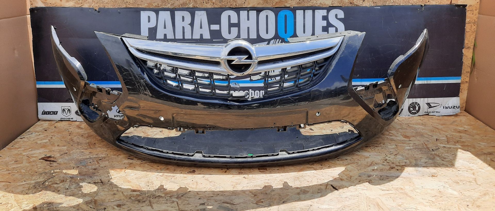 Peça - Parachoques Opel Zafira C 11-16