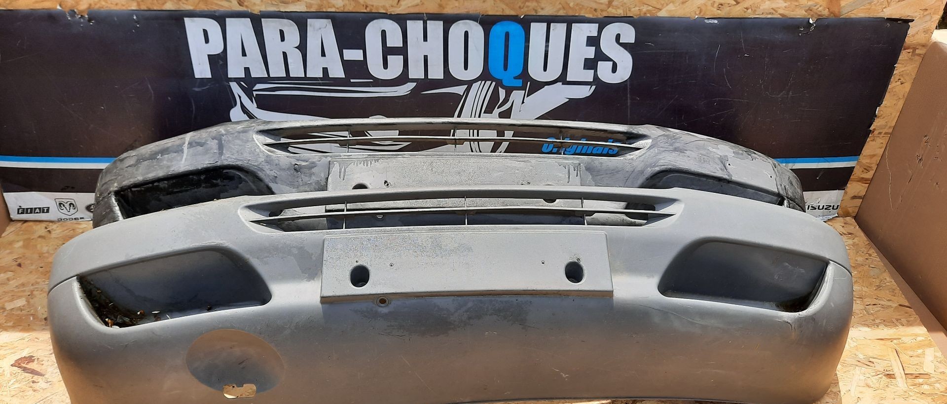 Peças - Parachoques Mercedes Sprinter  01-06