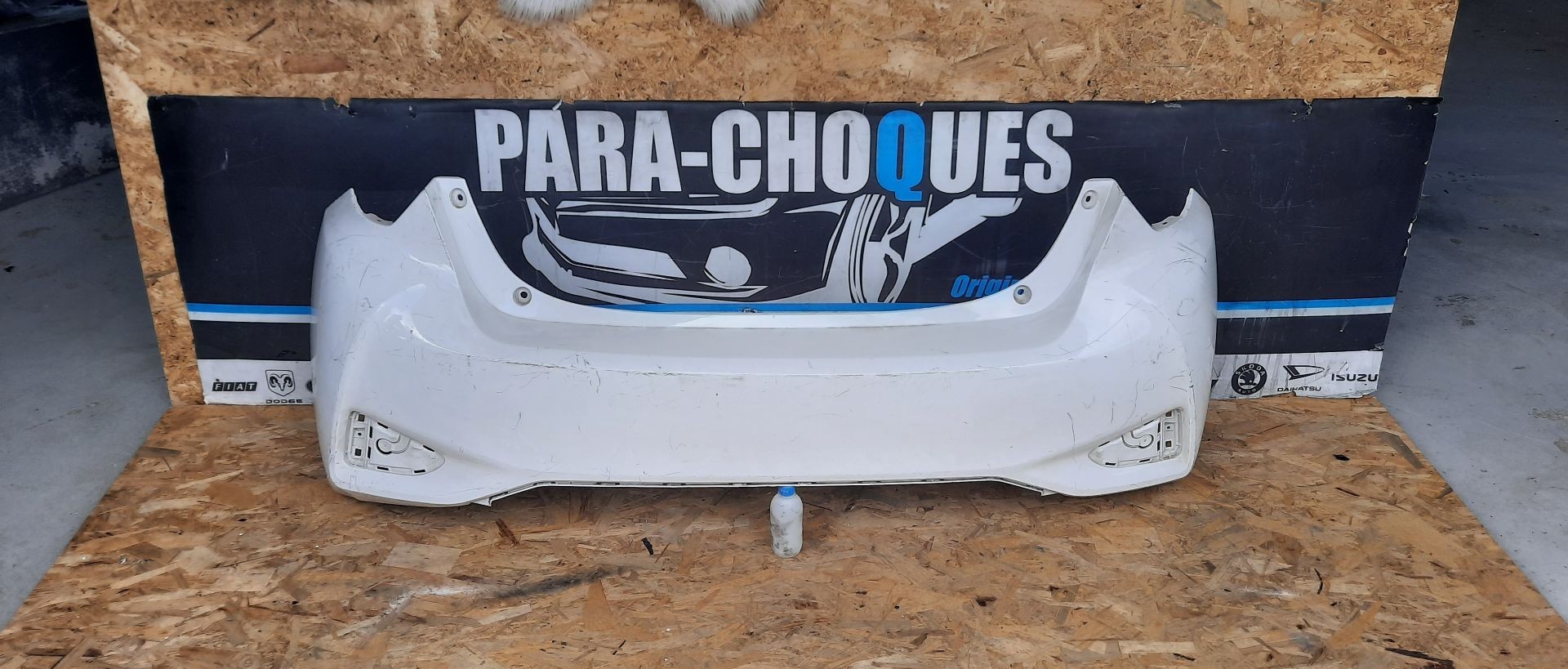 Peças - Parachoques Toyota Yaris 17-20