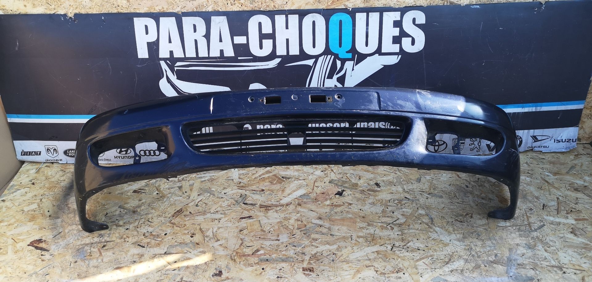 Peça - Parachoques Toyota Corolla 97-00