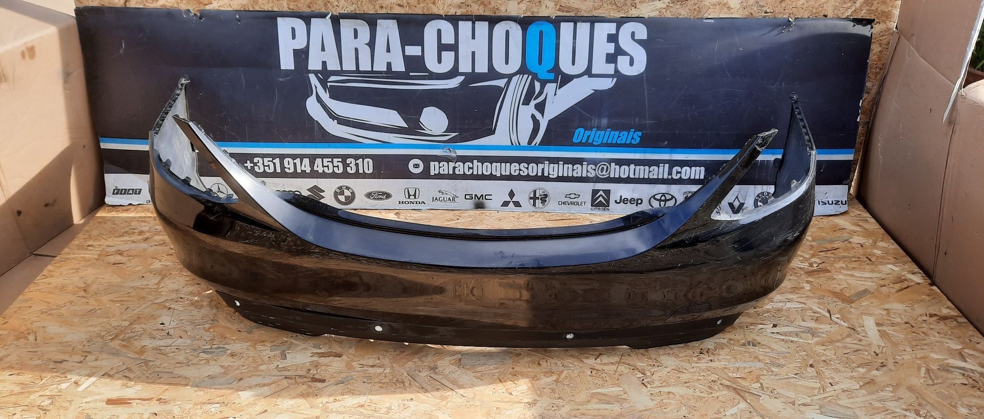 Peças - Parachoques Mercedes Class C W205 Sedan  15-20