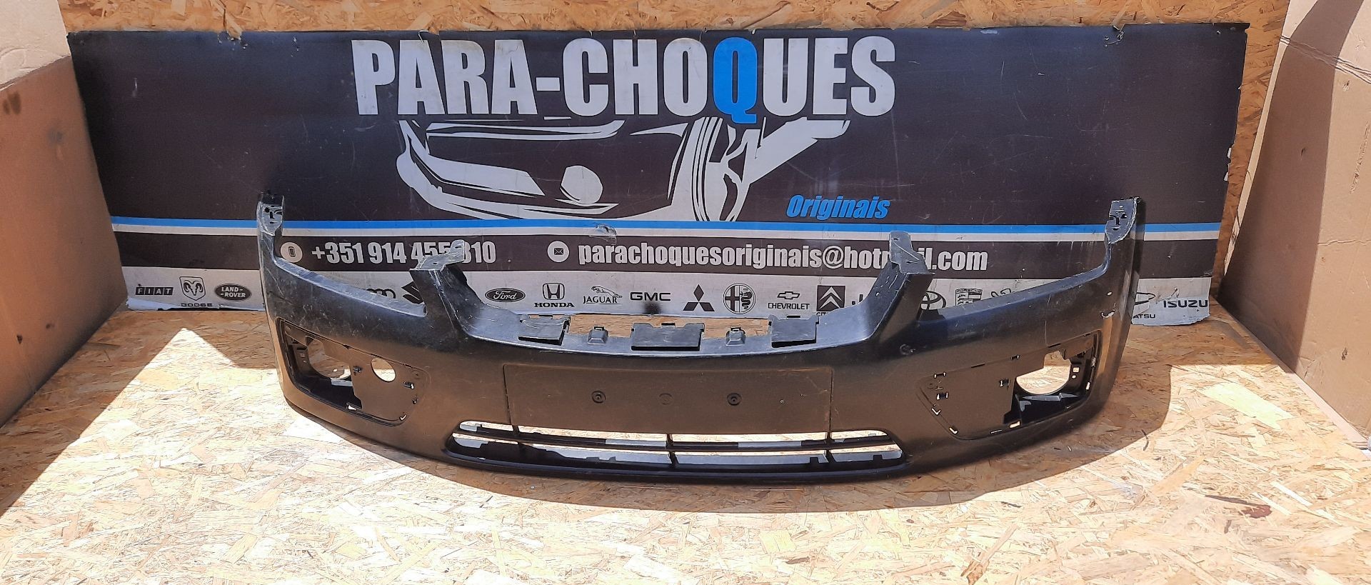 Peças - Parachoques Ford Focus  05-08