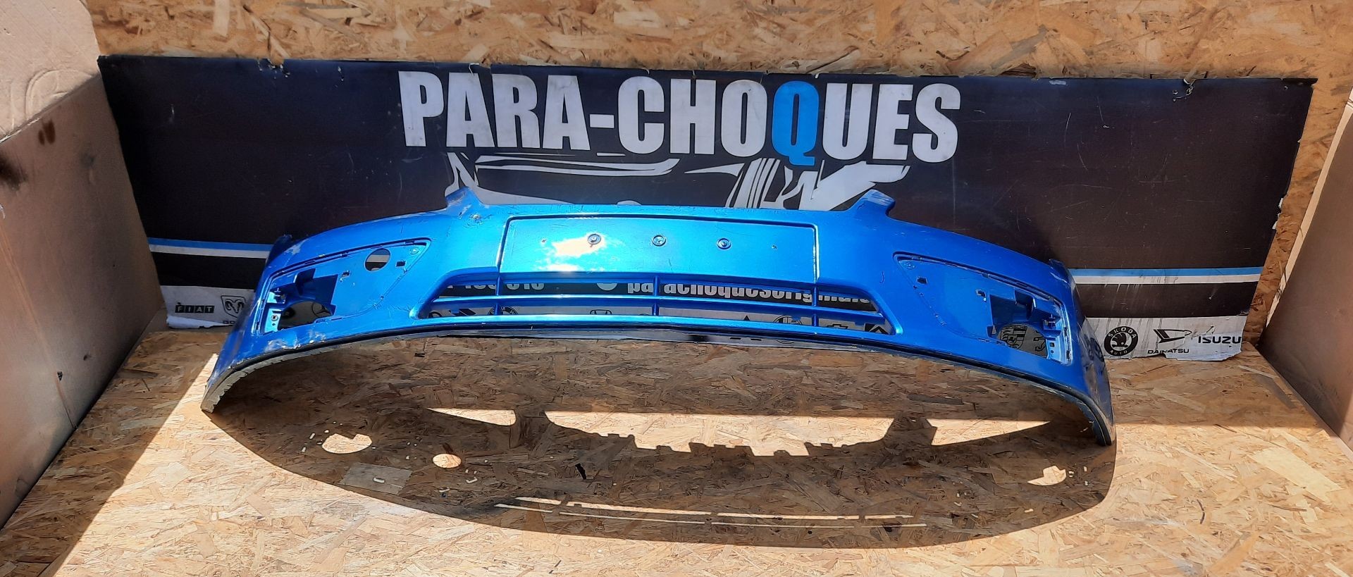 Peças - Parachoques Ford Focus  05-08