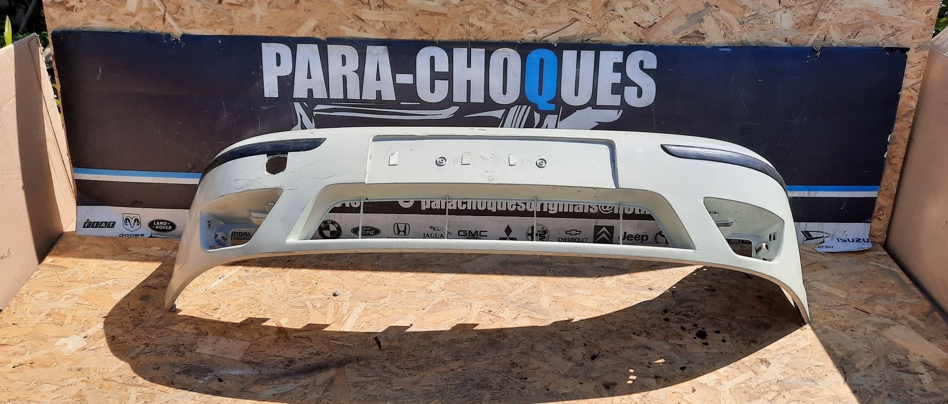 Peças - Parachoques Ford Focus  01-05