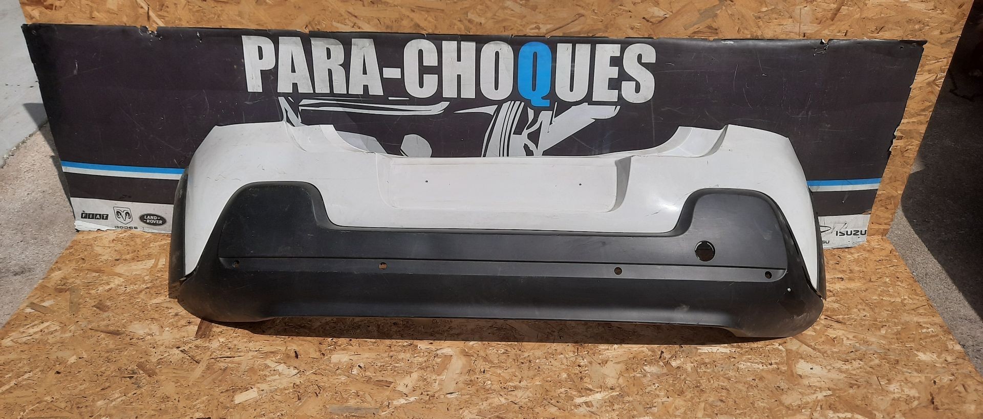 Peças - Parachoques Citroen C3 16-20