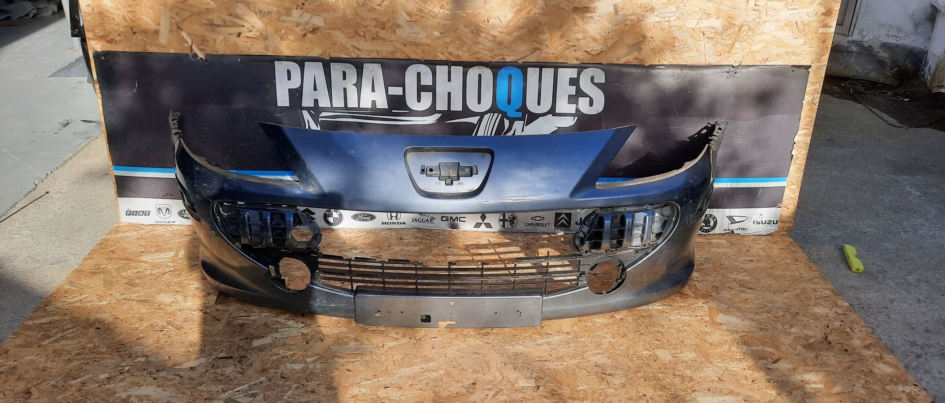 Peças - Parachoques Peugeot 307 05-07