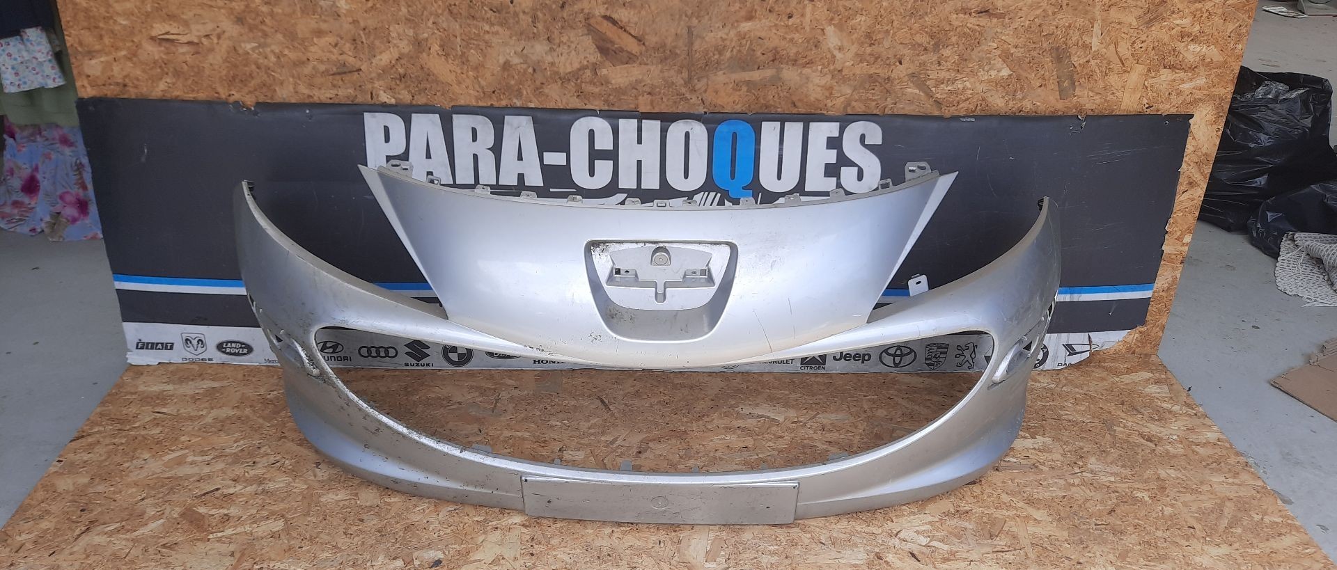 Peças - Parachoques Peugeot 207 06-09