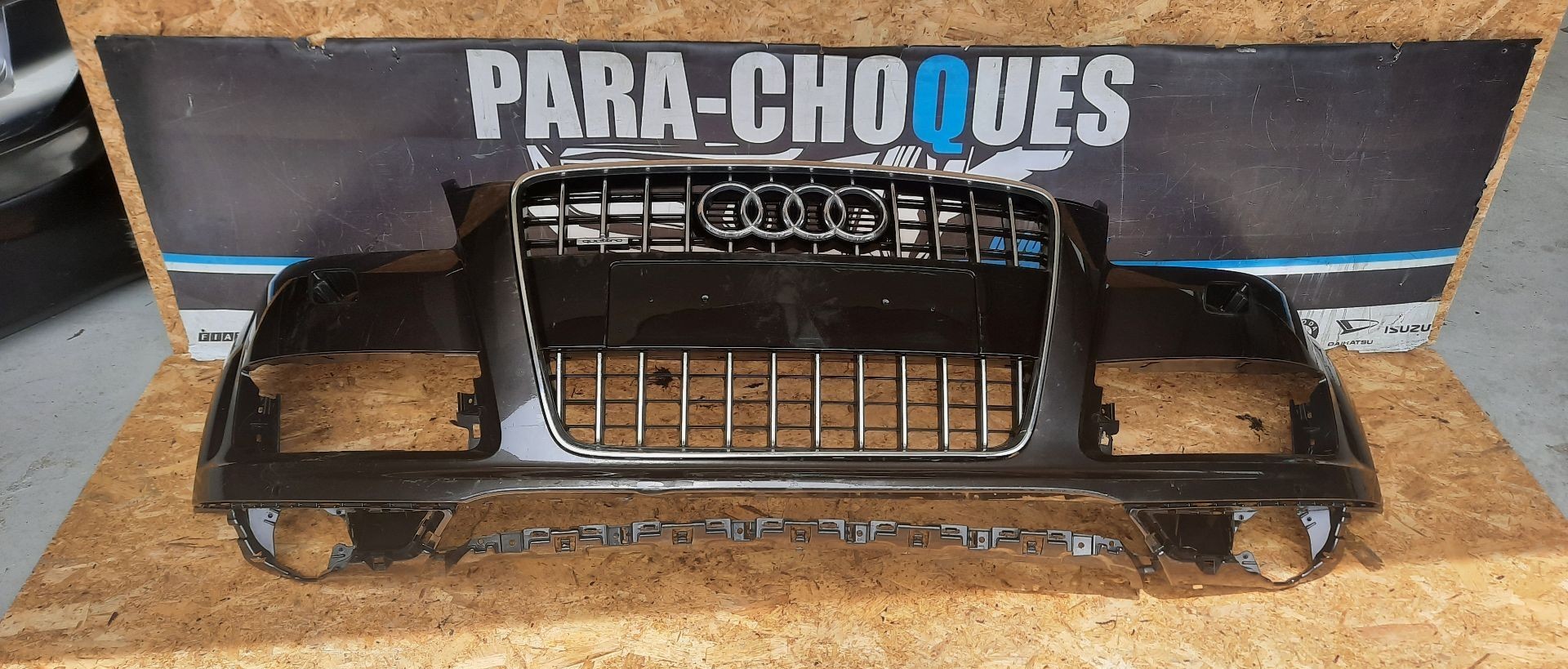 Peças - Parachoques Audi Q7