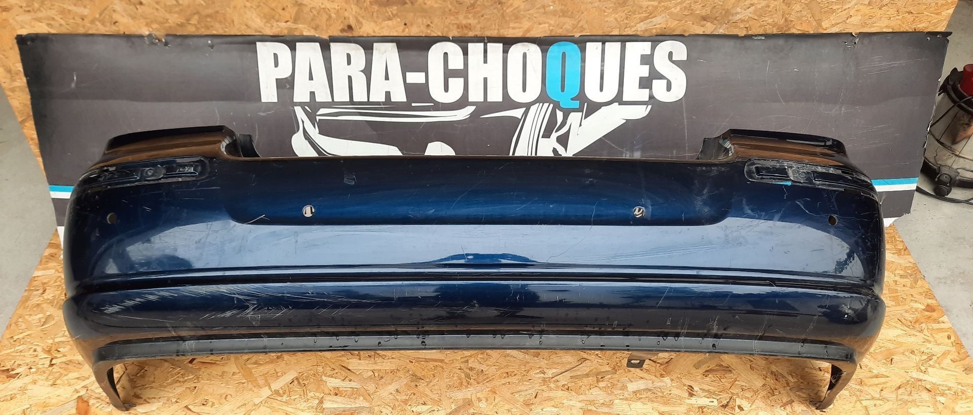 Peça - Parachoques Toyota Avensis Sedan 03-08