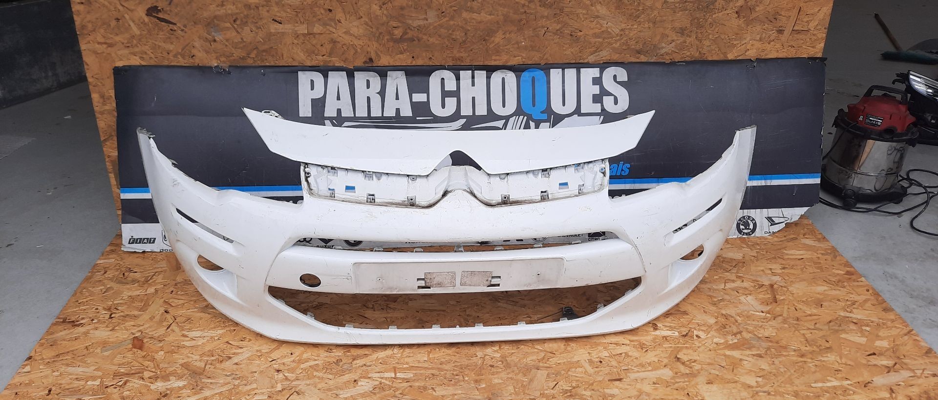 Peças - Parachoques Citroen C3 09-17