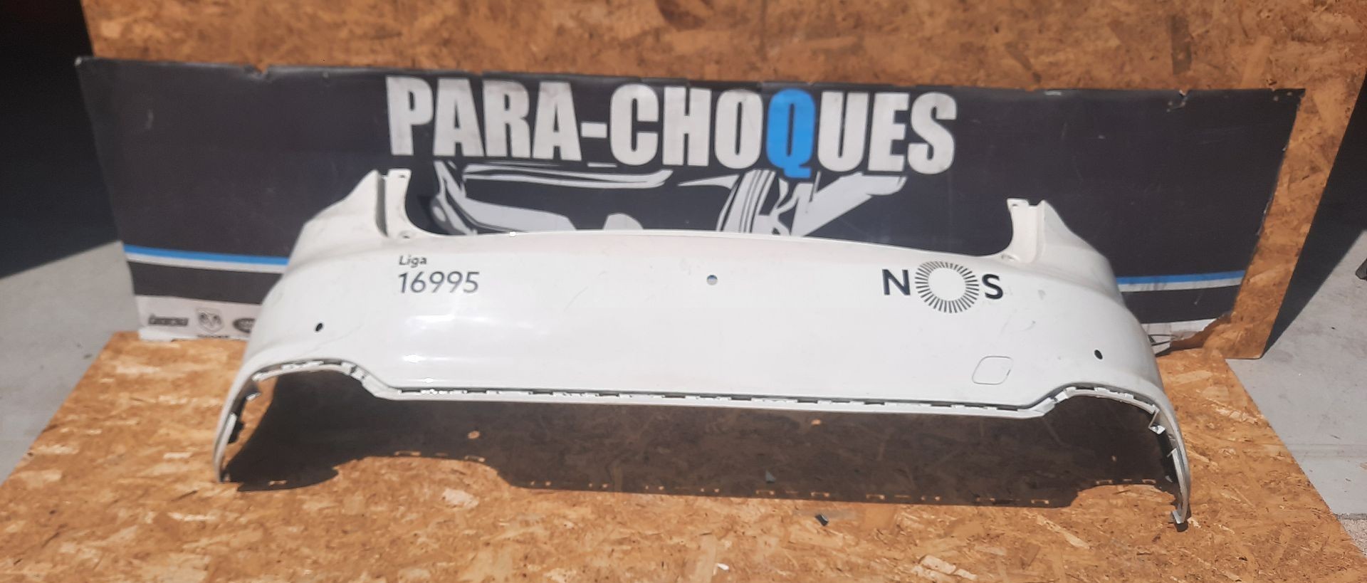 Peças - Parachoques Fiat Tipo 15-20