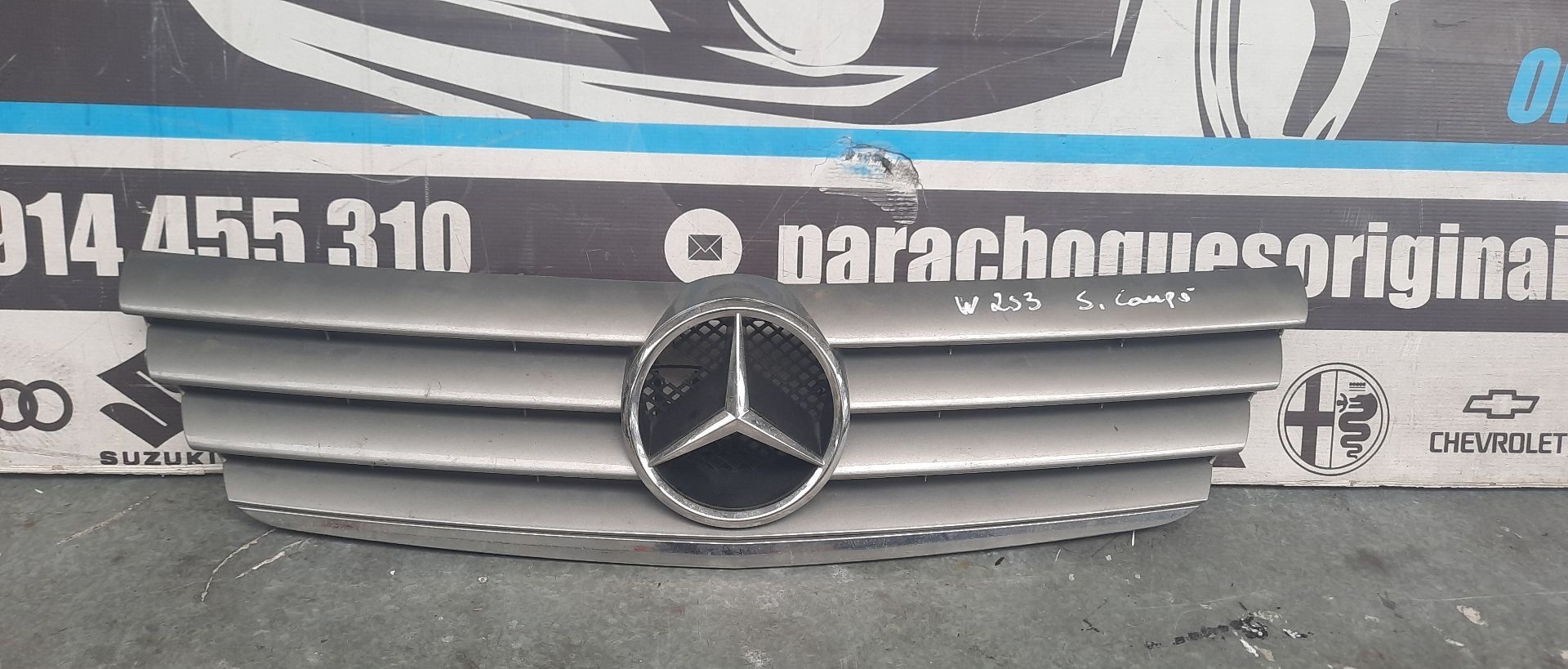 Peças - Grelha Mercedes Sport W203