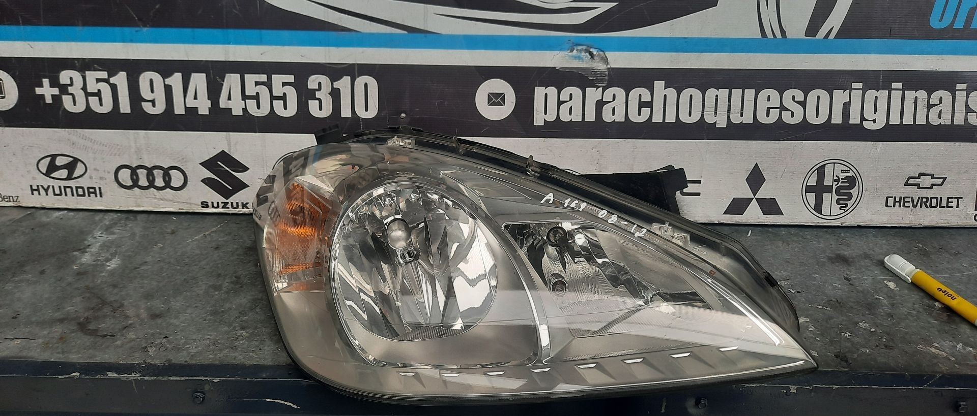 Peças - Farol Otica Mercedes W169 08-12