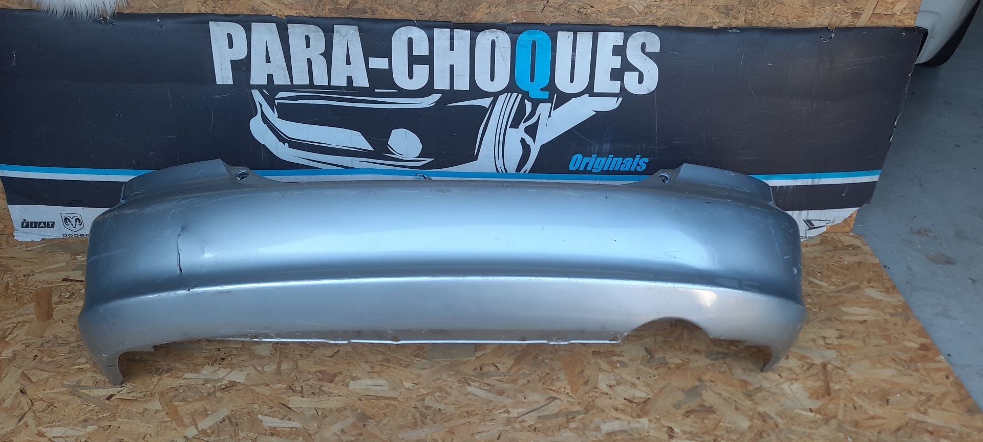 Peças - Parachoques Honda Civic  Hatchback 01-05