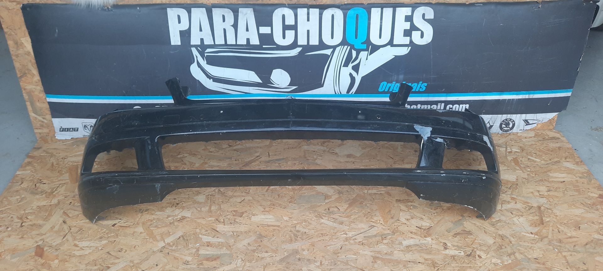 Peça - Parachoques Mercedes Class C W204 07-11