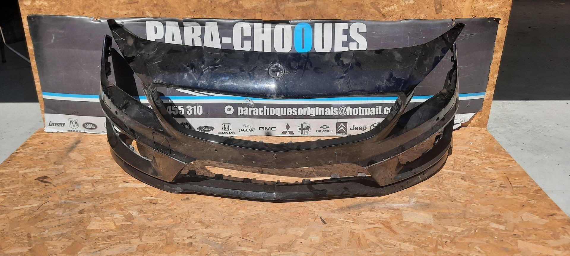 Peças - Parachoques Mercedes Cla  W117 Amg 14-16