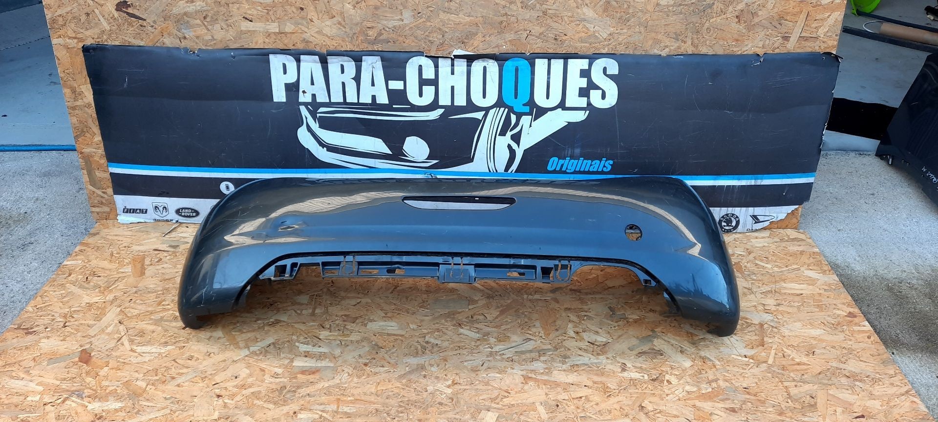 Peças - Parachoques Peugeot 208 12-19