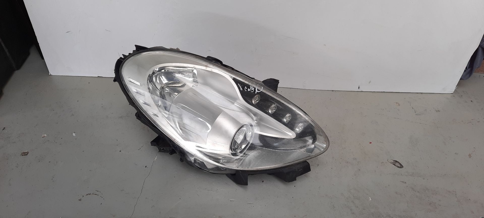 Peças - Farol Otica Xenon Alfa Romeo Giulietta