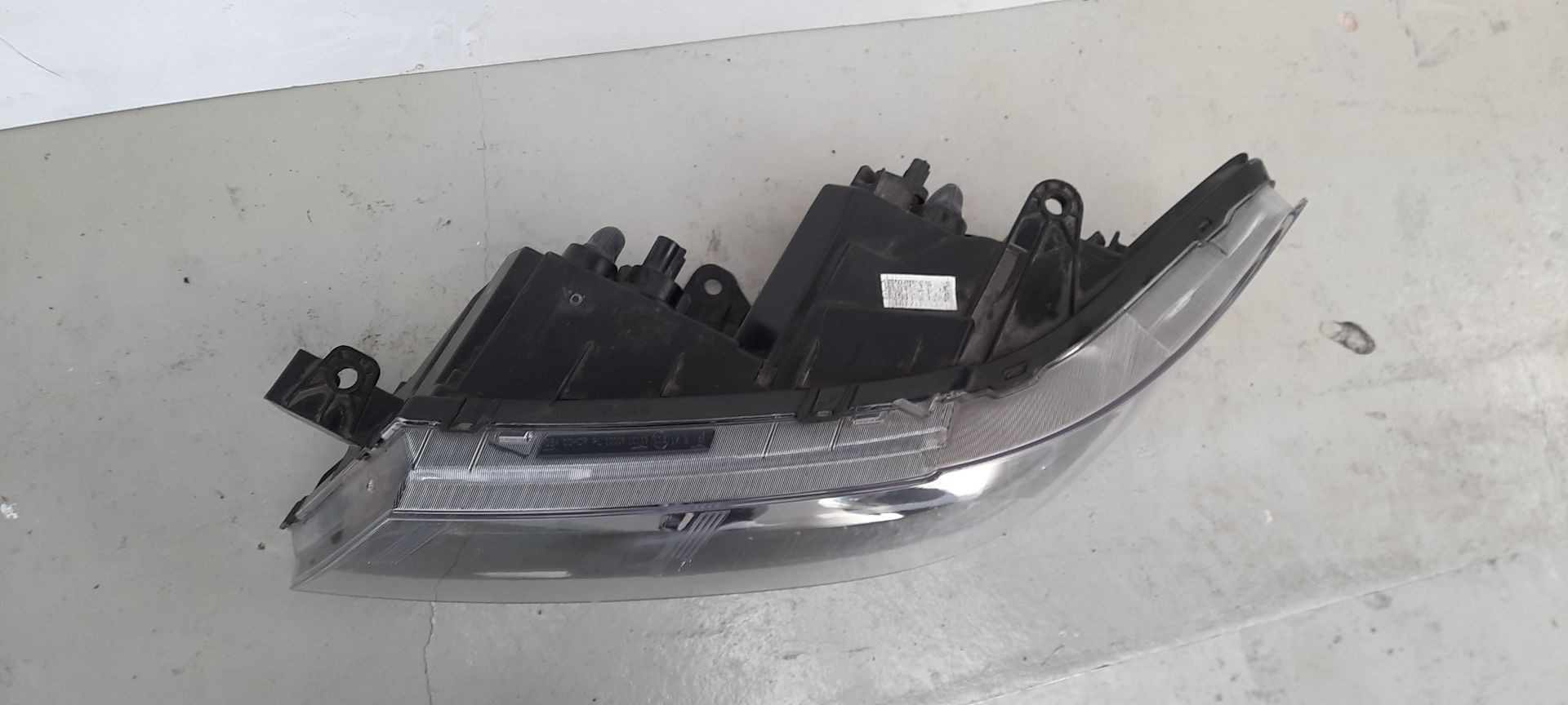 Peça - Farol Oticaa Ford Fiesta 12-18