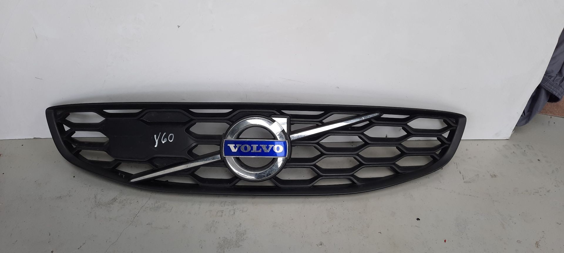 Peças - Grelha Volvo V60