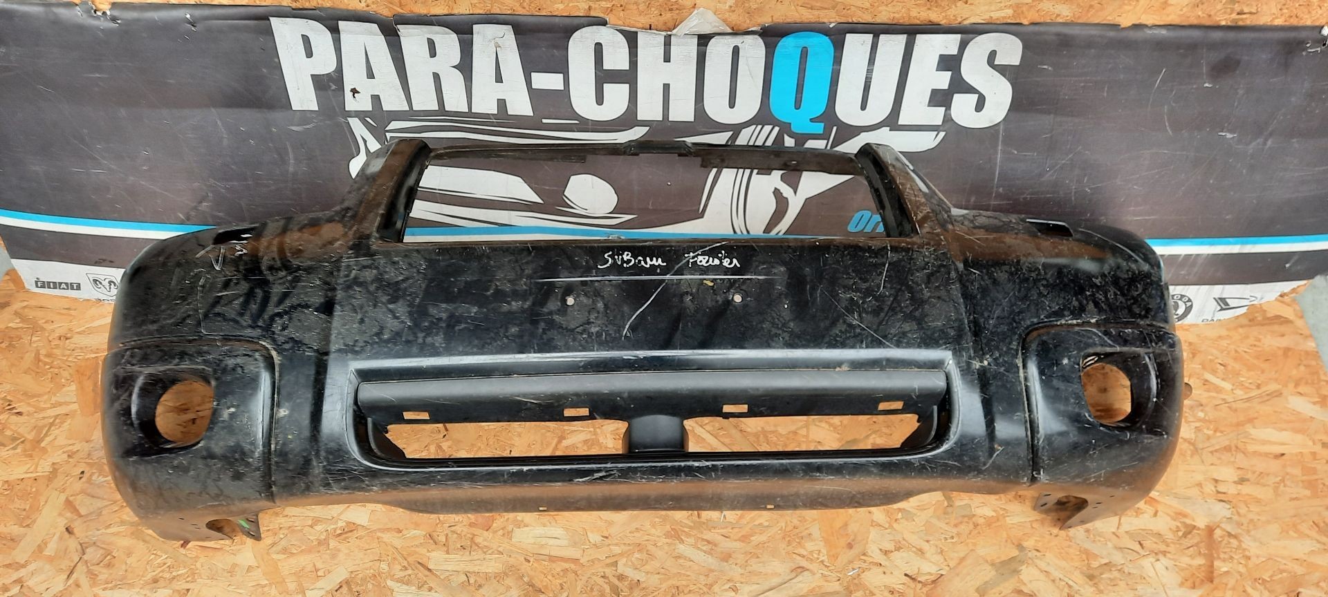 Peças - Parachoques Subaru Forester 05-08